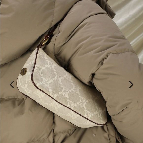 Authentic Celine Triomphe Pochette - Picture 16 of 16